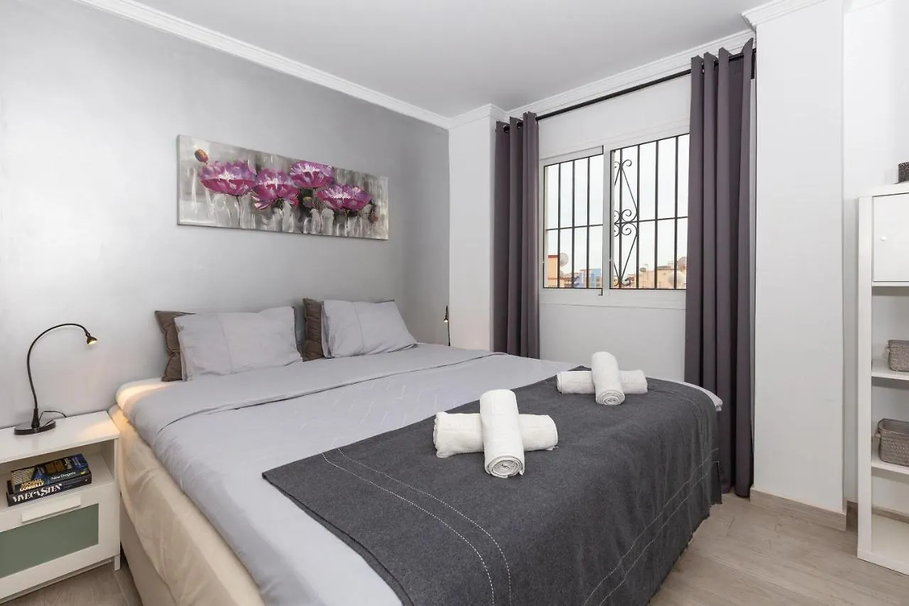 Villa Mar Del Plata 8 Bed Apartment Fuengirola Spain
