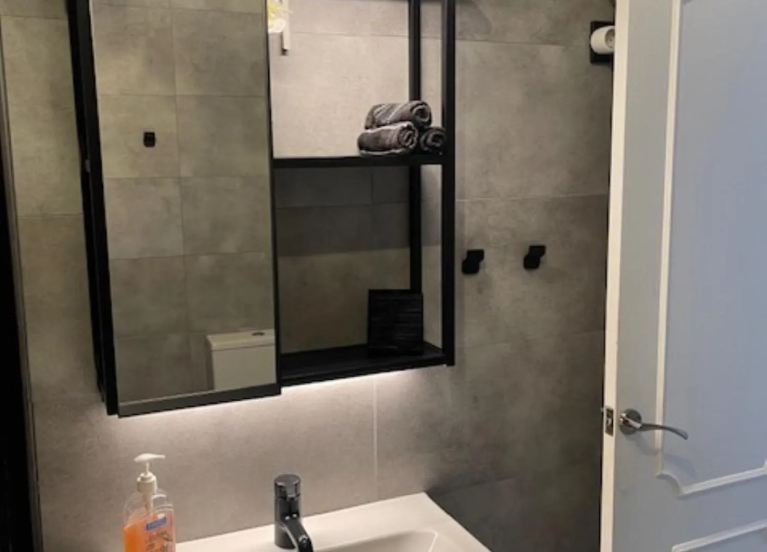 Villa Mar Del Plata 8 Bed Apartment Fuengirola